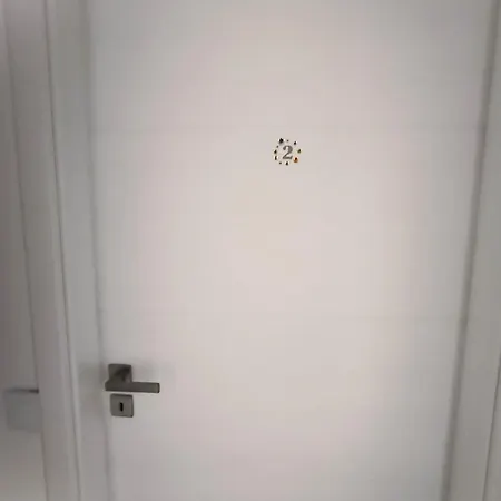 Deluxe Mit 3 Schlafzimmern Hauptbahnhof Und Zentrumsnah Апартаменты *