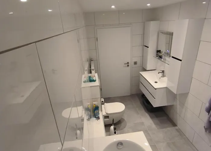 Deluxe Mit 3 Schlafzimmern Hauptbahnhof Und Zentrumsnah * Oberhausen (North Rhine-Westphalia)