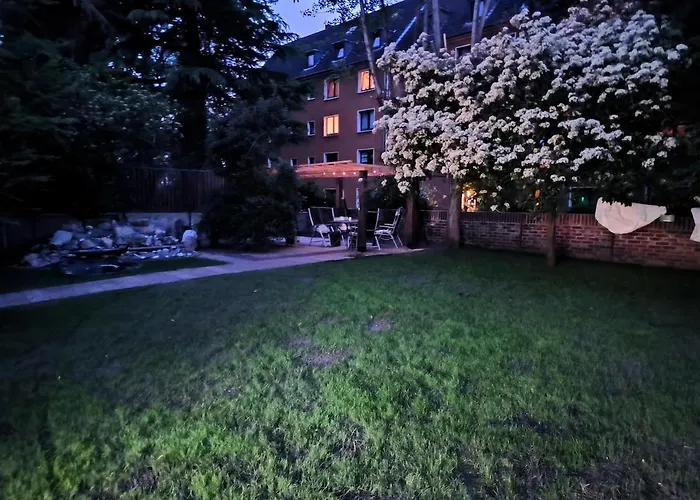 Lejlighed Deluxe Mit 3 Schlafzimmern Hauptbahnhof Und Zentrumsnah Oberhausen (North Rhine-Westphalia)